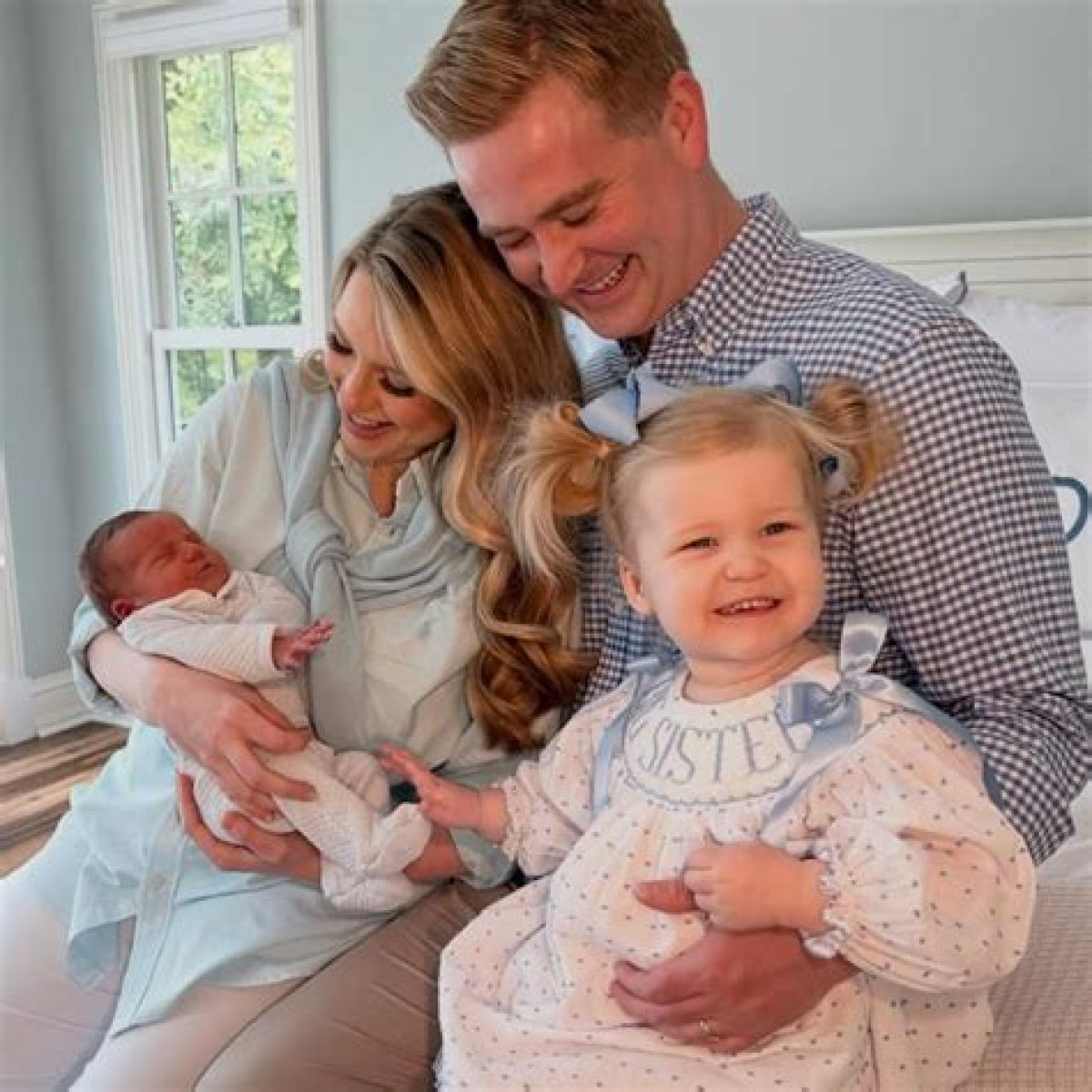 Peter Doocy Wife: a Comprehensive Look into Her Life, Career, and Relationship