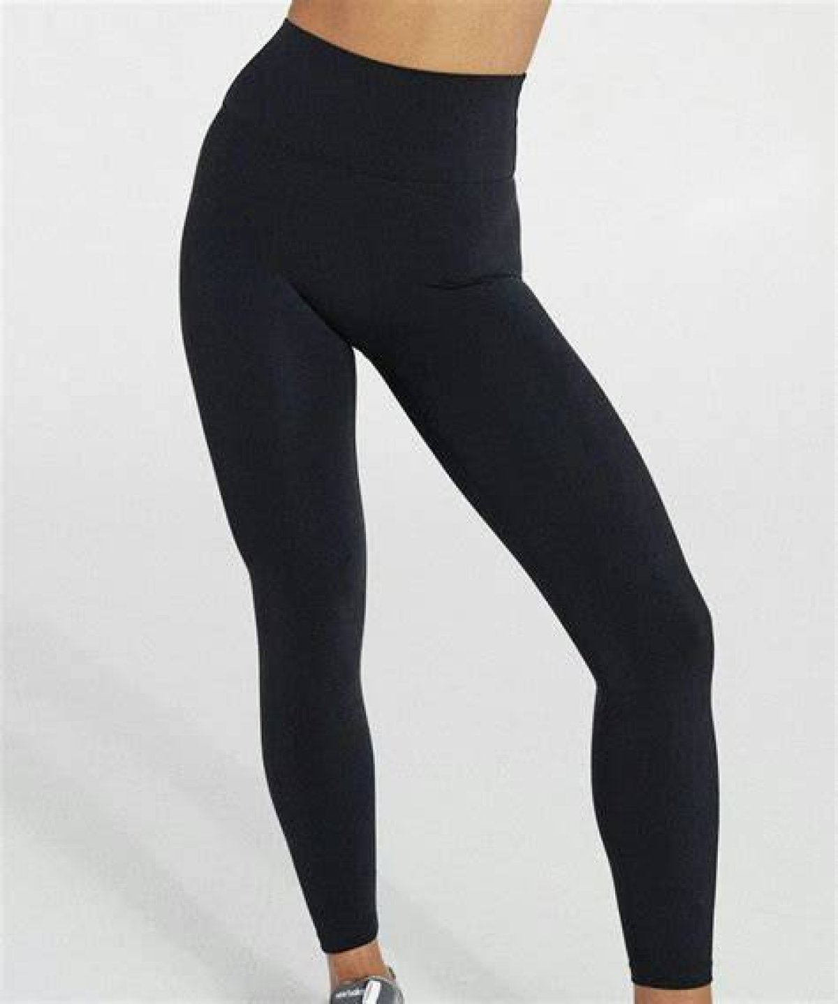 Ultimate Guide to Black Leggings for Ladies: Style, Comfort, and Versatility