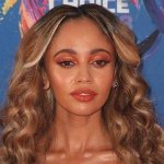 Vanessa Morgan (Tv Actress) - Age, Birthday, Bio, Facts, Family, Net Worth, Height & More ·
